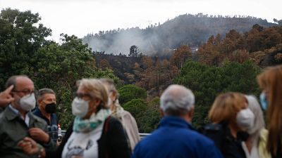 El vertedero de A R�a, en Orense, arde desde hace 18 d�as - Telediario 1 | Ver