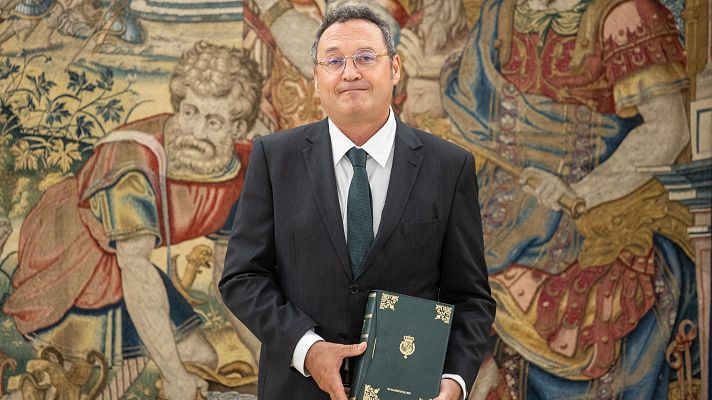 Telediario 1 - El plante de Feijóo define una polémica apertura del año judicial