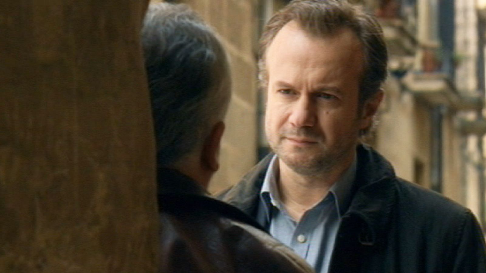 Gran Reserva - Miguel descubre que Rosalía está detrás del robo | Ver