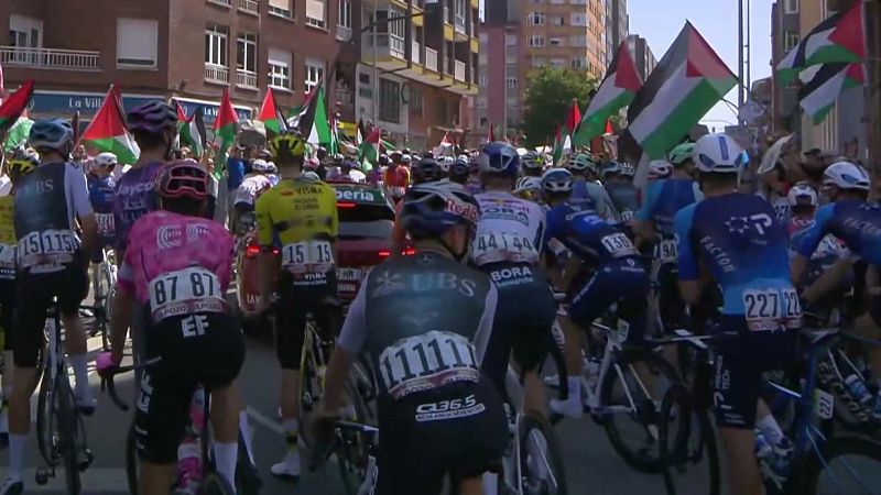 Nuevas protestas propalestinas contra el Israel Premier-Tech en Avils | Ver