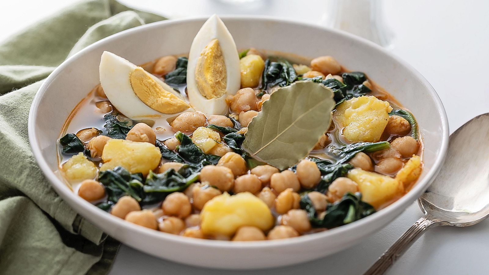 Cooperativa de mujeres en Palencia lleva comida casera a zonas rurales - Telediario Fin de Semana | Ver