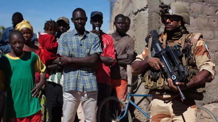 Telediario 1 - Ofensiva en Mali