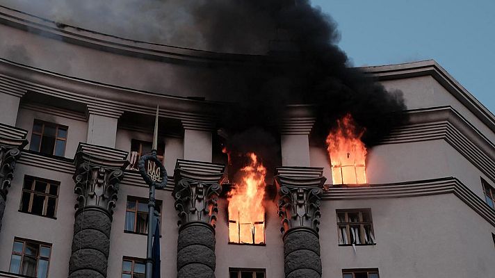 Fin de semana 24h - Un ataque ruso alcanza por primera vez un edificio del Gobierno ucraniano en Kiev