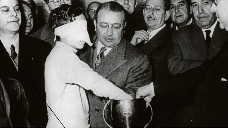 El día que un niño de 14 años dejó a España fuera de un Mundial | Ver