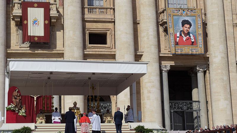 El papa León XIV canoniza a Carlo Acutis, el primer santo milenial - Telediario Fin de Semana | Ver