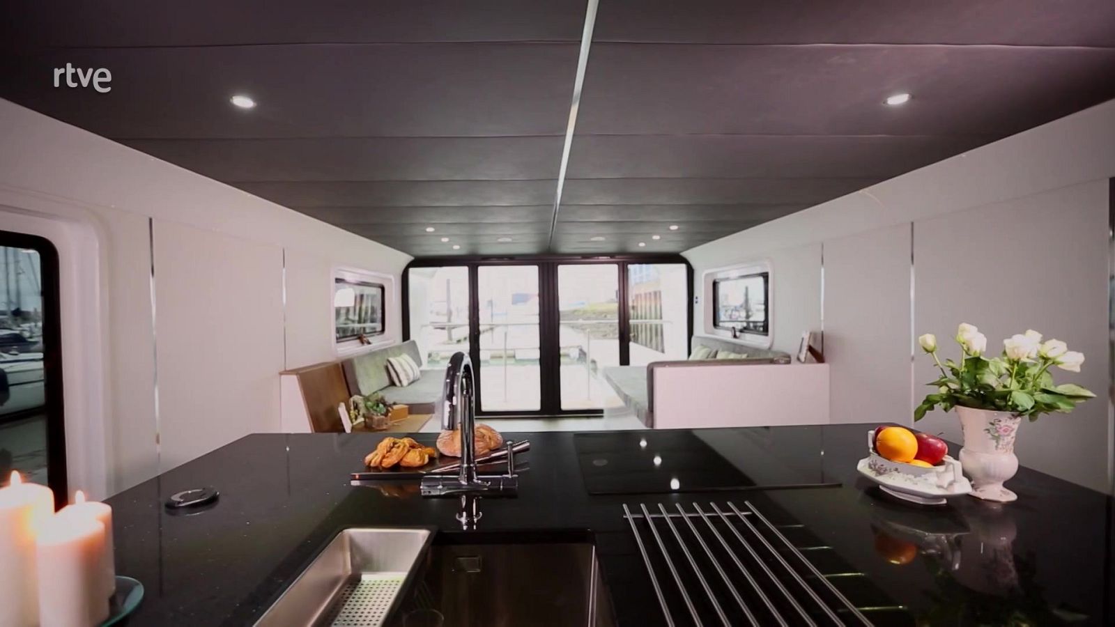 Mi casa flotante - Episodio 1: Pragnell - Mi casa flotante | Ver