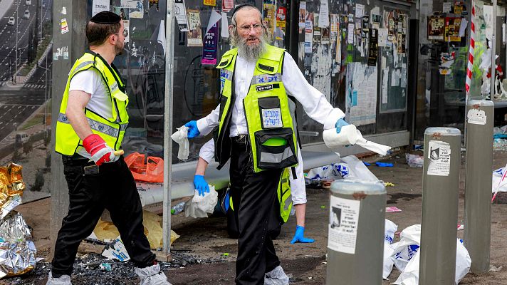 Telediario 1 - Un español, entre las seis víctimas mortales de un tiroteo en Jerusalén