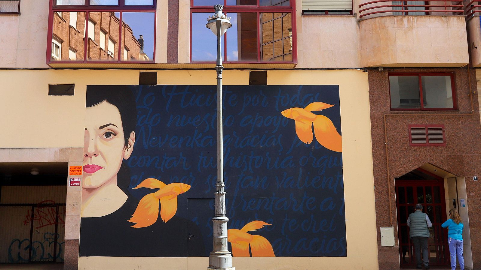 Nevenka, la primera mujer que consiguió que se condenara a un político por acoso sexual - Telediario 2 | Ver