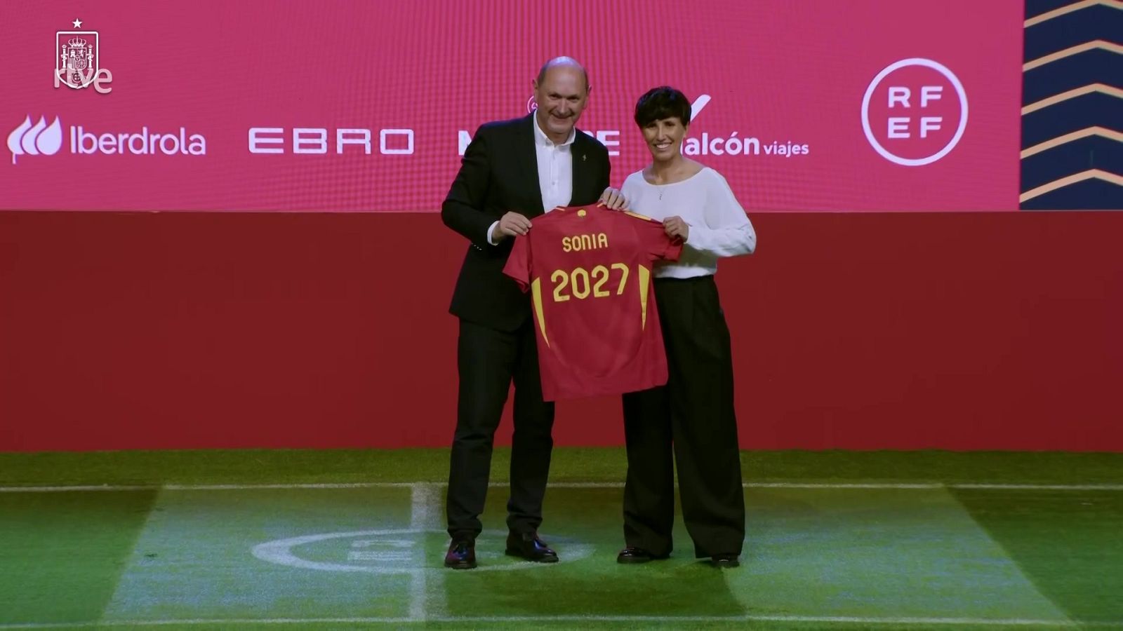 Fútbol - Acto presentación Seleccionadora Femenina, Sonia Bermudez - Fútbol | Ver