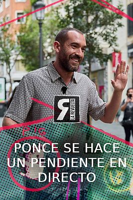 La Revuelta - Jorge Ponce se hace un pendiente en directo