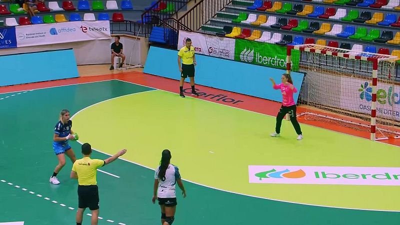 Balonmano - Liga Guerreras Iberdrola. 2� Jornada: Atticgo BM Elche - Super Amara Bera Bera - Balonmano | Ver