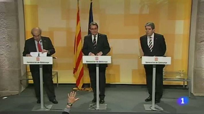 L'Informatiu - El Govern anuncia que Catalunya tanca el 2012 amb un dèficit del 2,3 %