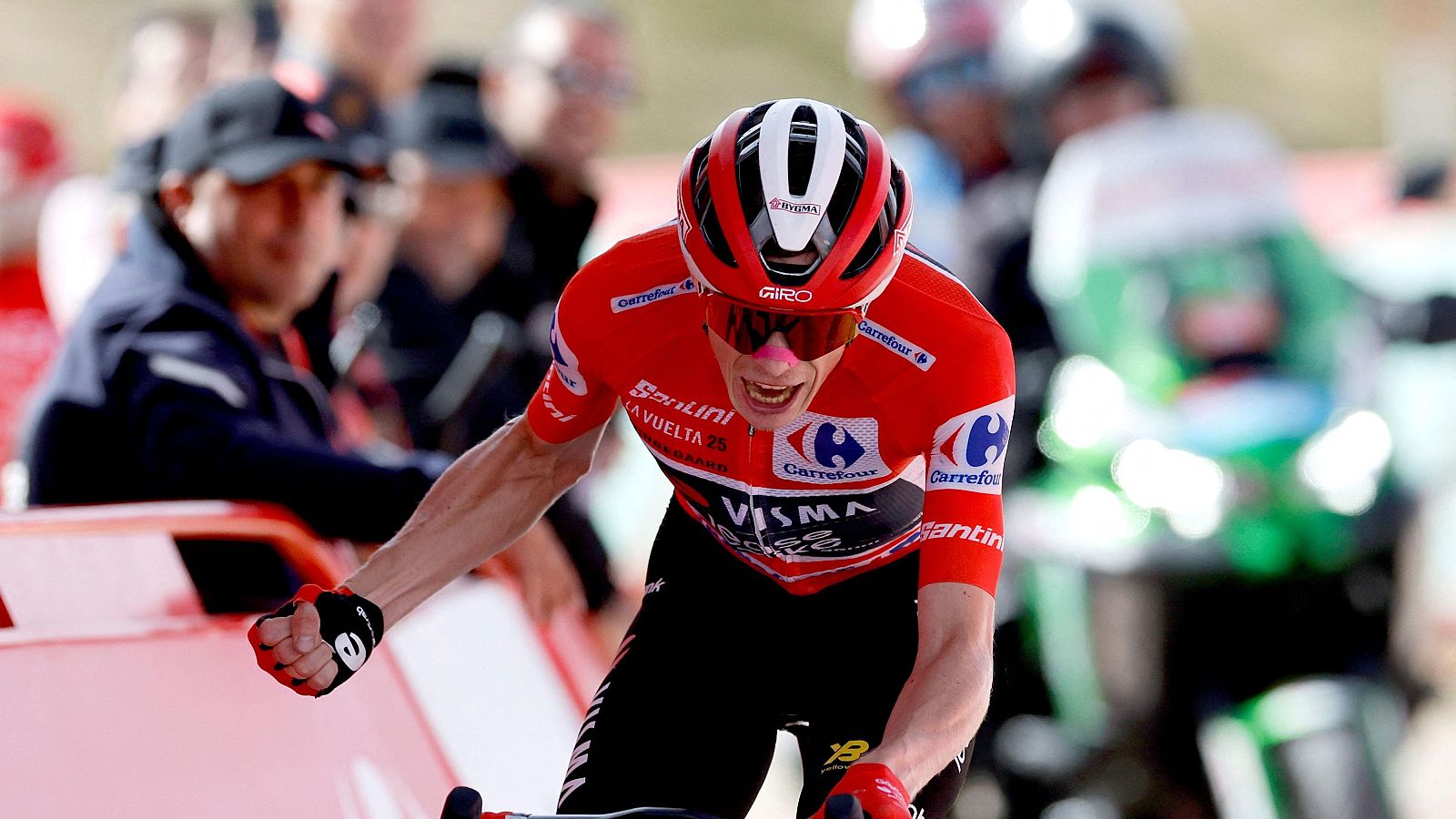 Vingegaard se lleva a lo grande la Vuelta a Espaa 2025 ganando en solitario en la Bola del Mundo