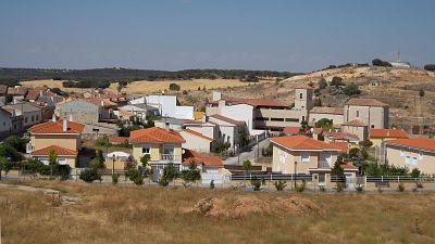 Yebes y Ang�n: dos caras opuestas de la despoblaci�n en Guadalajara - Telediario Fin de Semana | Ver