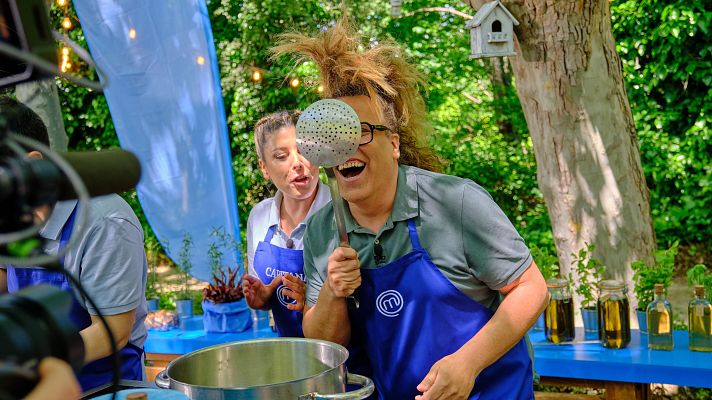 MasterChef Celebrity - Juanjo Bona y Mariló Montero intentan frenar a Torito