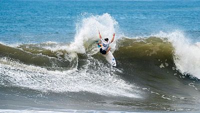 Janire Gonzlez-Etxabarri, en la cresta de la ola mundial