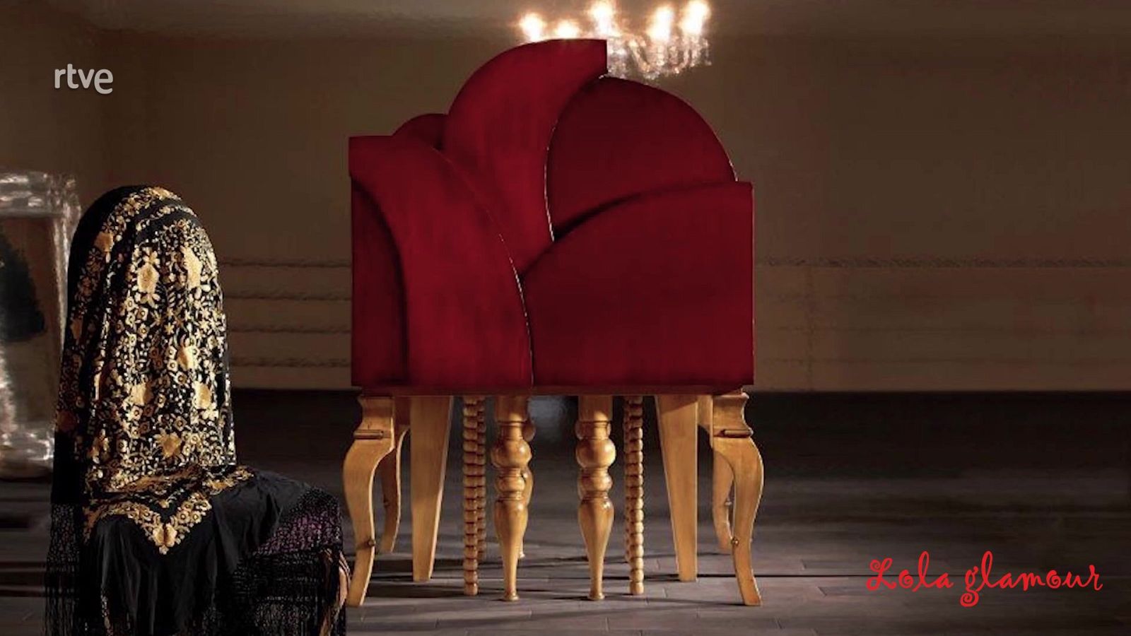 Lola Glamour. Mobiliario | Ver