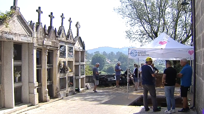Telexornal - Galicia - Exhumación de la fosa de San Vicente de Soutelo (Salceda de Caselas, Pontevedra)