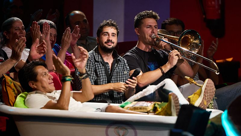 La Revuelta | Chip y Chop y un solo de trombón