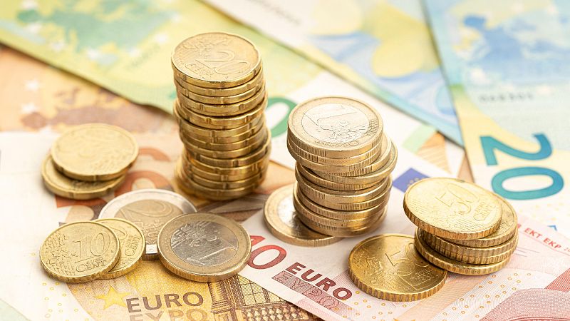 Los salarios continúan al alza, pero a menor ritmo