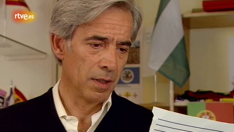 Cuéntame cómo pasó - Antonio recupera el dinero del banco de Granada (Cap. 237)