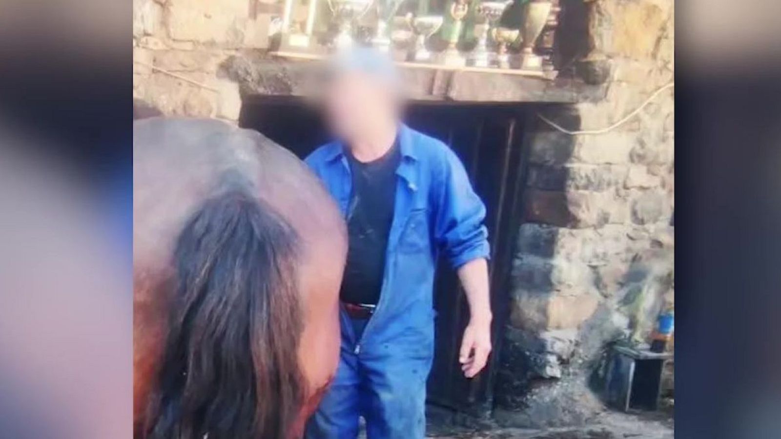 Asesinado en Ribadesella... ¿por un conocido? - Mañaneros 360 | Ver