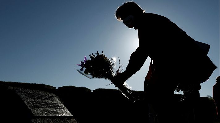 Telenavarra - Homenaje a los represaliados por el franquismo en Pamplona