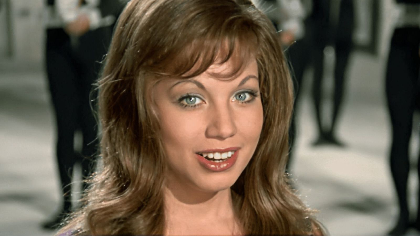 En un mundo nuevo | Ver películas gratis en RTVE Play - Cine de siempre | Ver película