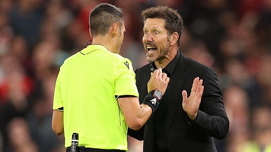Simeone, tras ser expulsado en Anfield: "No me gusta recibir insultos durante todo el partido"