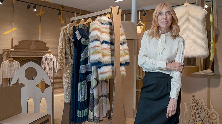 Otros programas - Teresa Helbig presenta su nueva colección, "un homenaje a aquellas personas que quisieron silenciar"