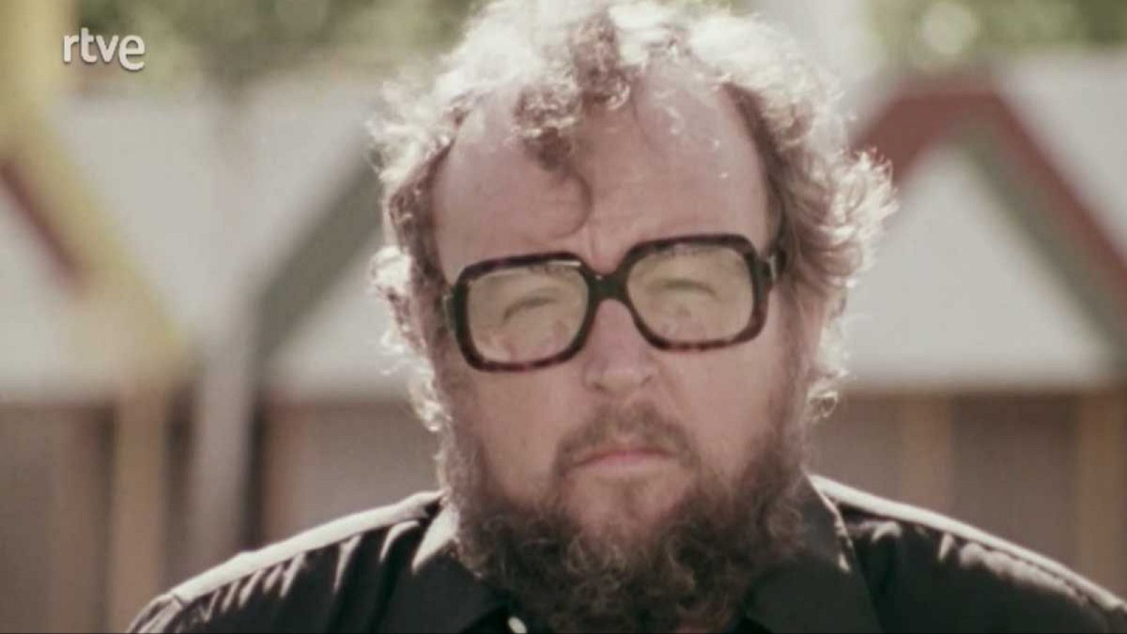 Todos los cuentos - La niña y el monstruo - Todos los cuentos | Ver