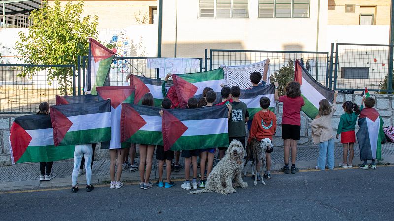 Polémica por los símbolos palestinos en los colegios madrileños | Ver