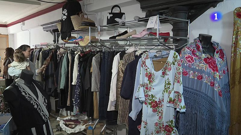 'Per a totes nosaltres', un mercat solidari amb les víctimes de violència masclista al Clot