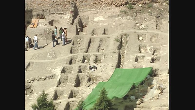 Exhumaciones en el cementerio de La Tahona (Uclés, Cuenca) | Ver ahora