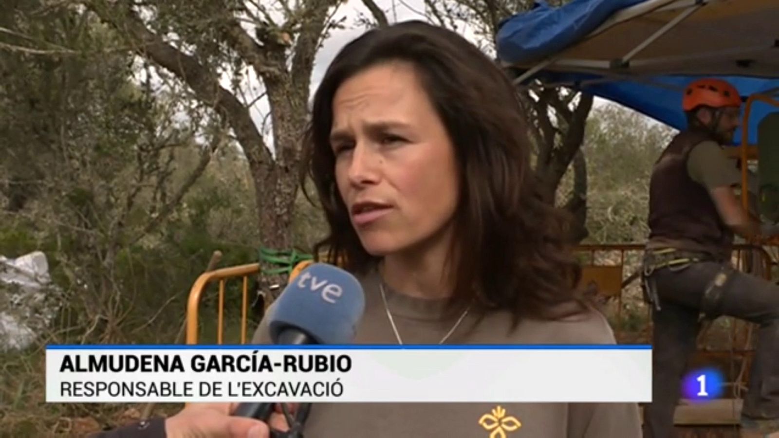 Excavaciones en el Pou de s'Àguila de Llucmajor (Baleares) | Ver ahora