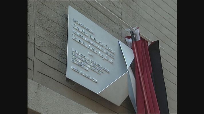 Noticias Aragón - Homenaje popular al escultor y pintor aragonés Ramon Acín (Huesca)