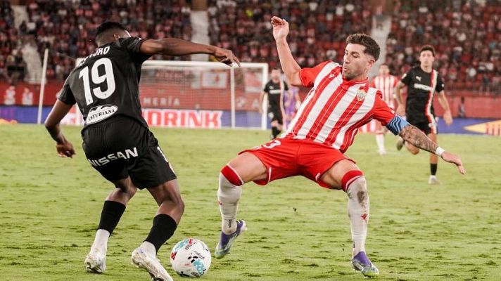 Resúmenes de LaLiga - Almería - Sporting: resumen del partido de la 6ª jornada de Segunda