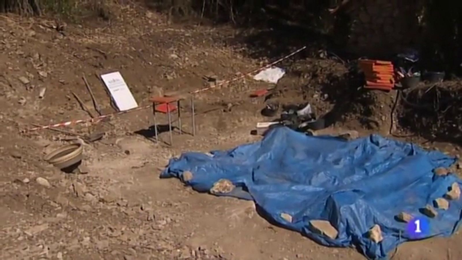 Exhumación de cuatro fosas en las bordas de Iruzkun (Navarra)  | Ver ahora