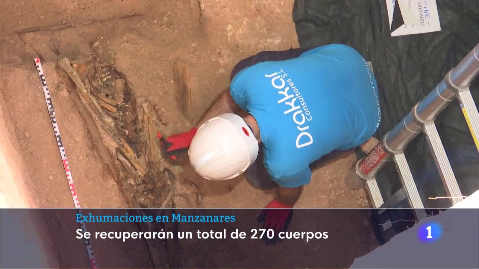 Exhumación de ocho fosas comunes en Manzanares (Ciudad Real) | Ver ahora