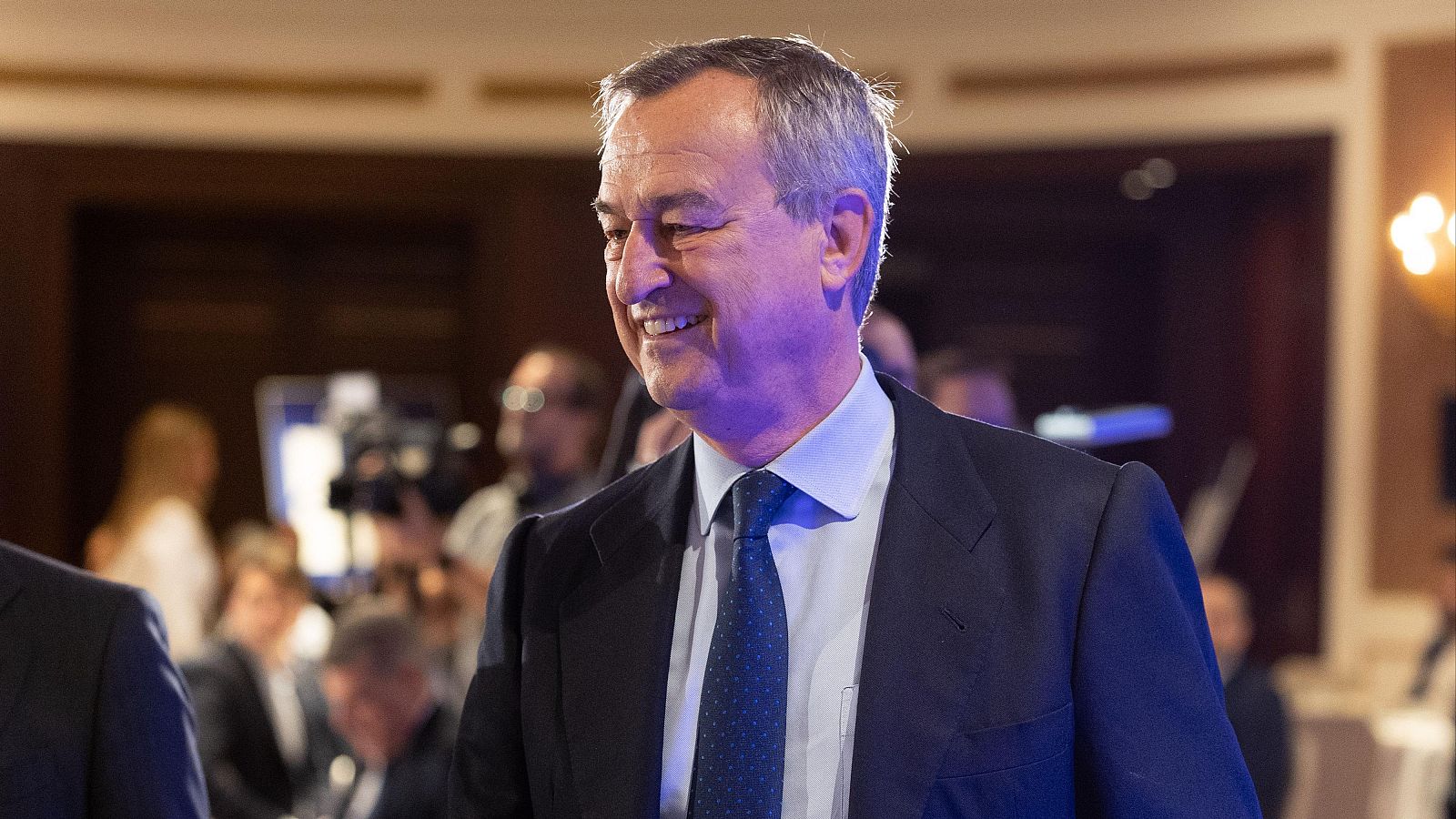 Sabadell: La mejora en la opa del BBVA es "peor que la original" - Informativo 24h | Ver