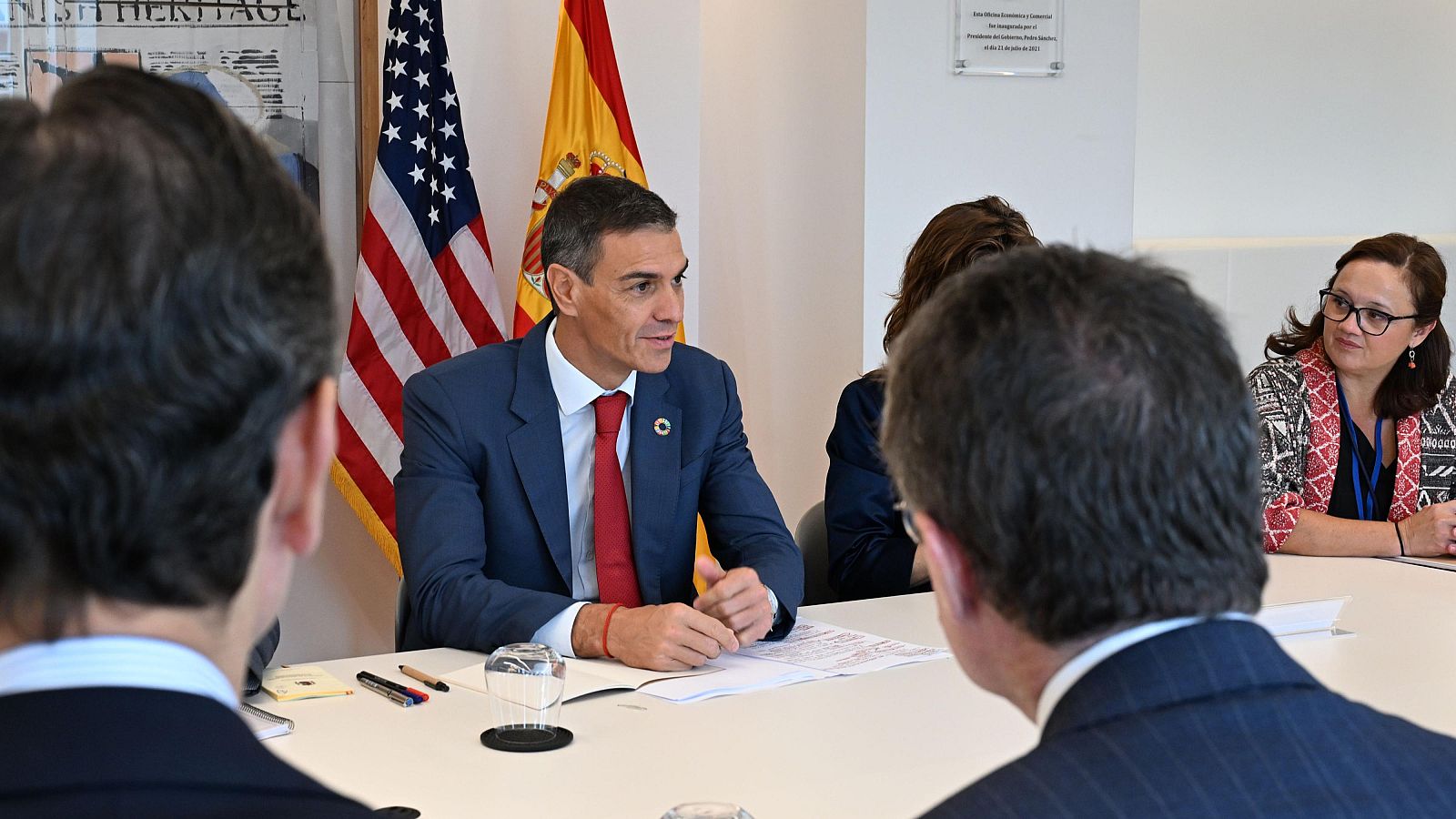 Sánchez condena desde Estados Unidos el "asesinato de más de 60.000 palestinos" - Telediario 2 | Ver