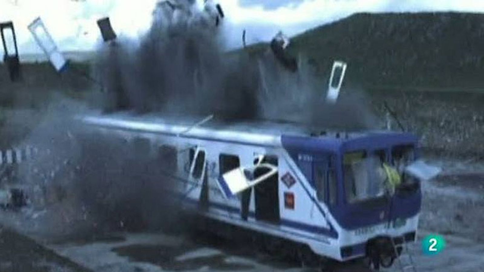 Vagones a prueba de terroristas - La 2 Noticias | Ver