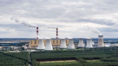 Solo 40 de los 200 países que firmaron el Acuerdo de París han presentado sus planes - Telediario 2 | Ver