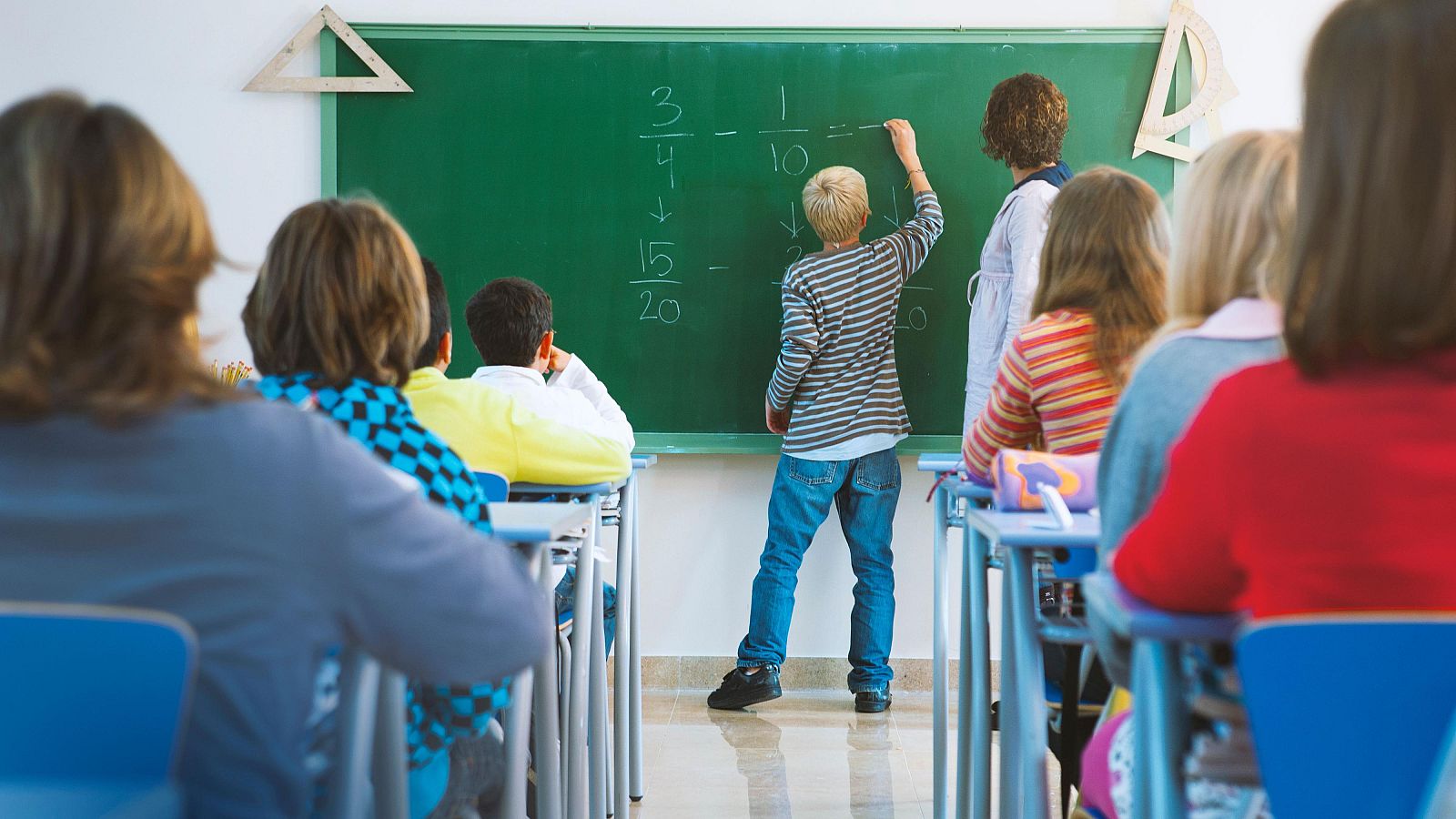 Aumenta el número de alumnos con necesidades de apoyo educativo - Telediario 1 | Ver