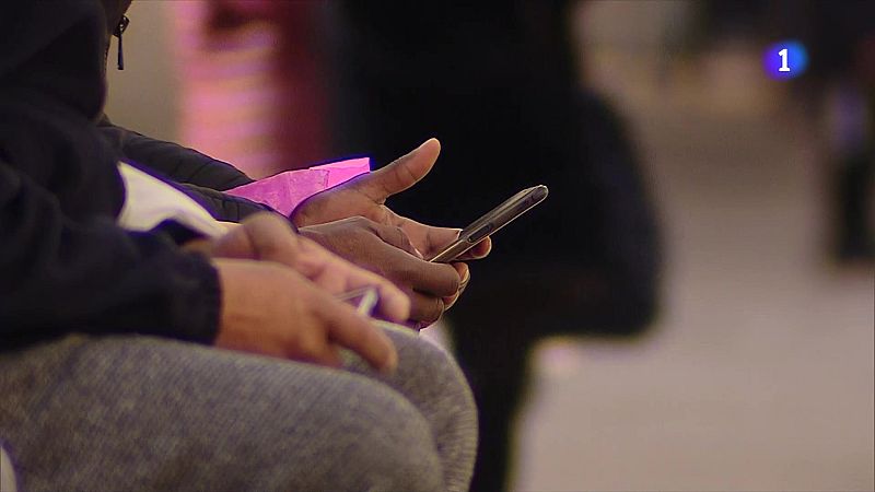 Catalunya lidera la venda de mòbils i portàtils recondicionats - L'Informatiu | Veure