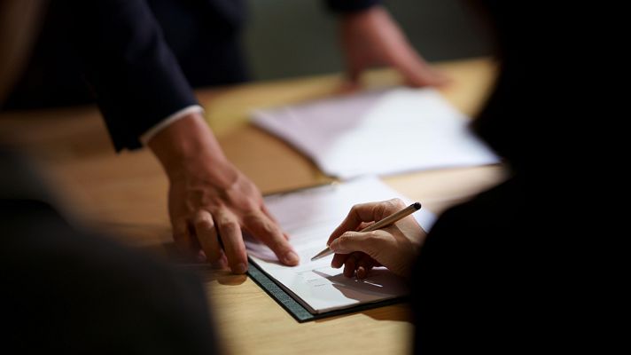 Telediario 1 - Criterios poco conocidos en la concesión de una hipoteca