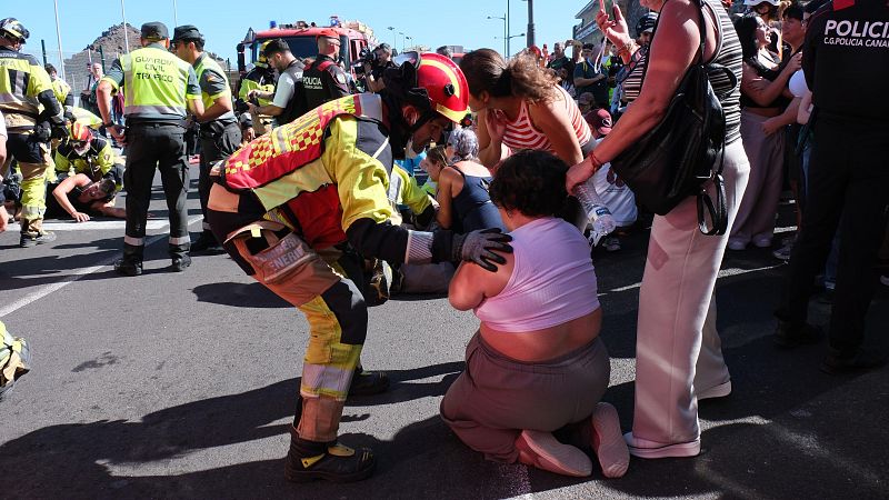 Primer simulacro de erupción volcánica en España - Telediario 1 | Ver