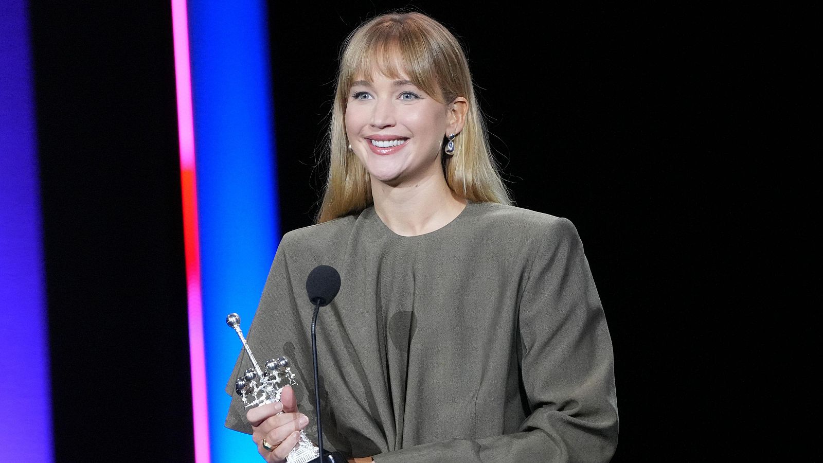 Jennifer Lawrence recoge el Premio Donostia: "Lo que est sucediendo es nada menos que un genocidio y es inaceptable"