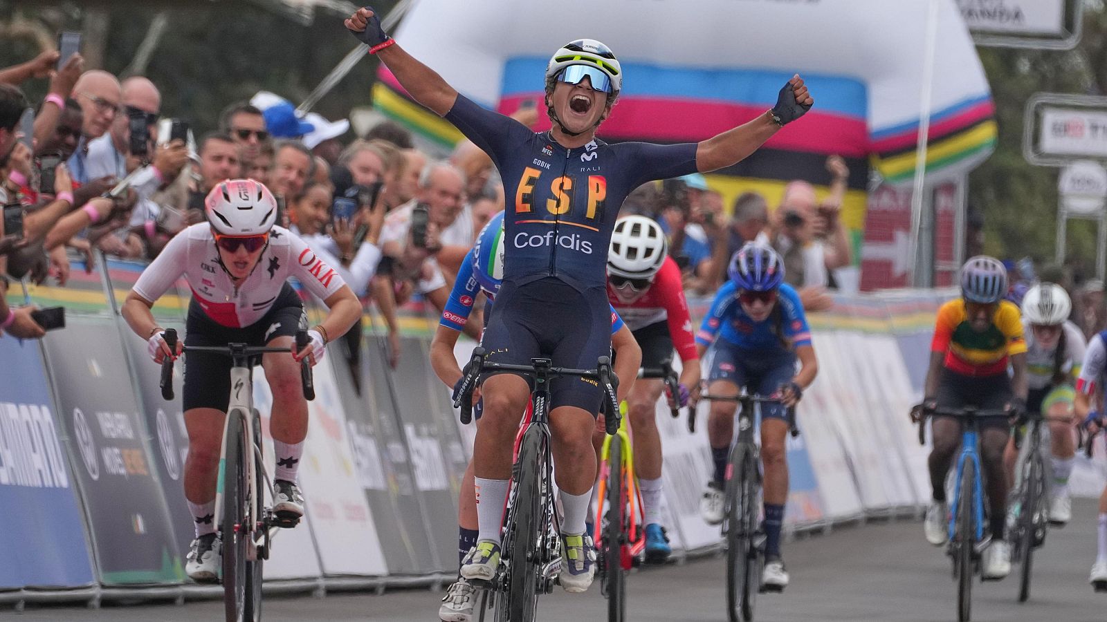 Paula Ostiz: "Sabía que tenía que guardar hasta el sprint" - Ciclismo | Ver