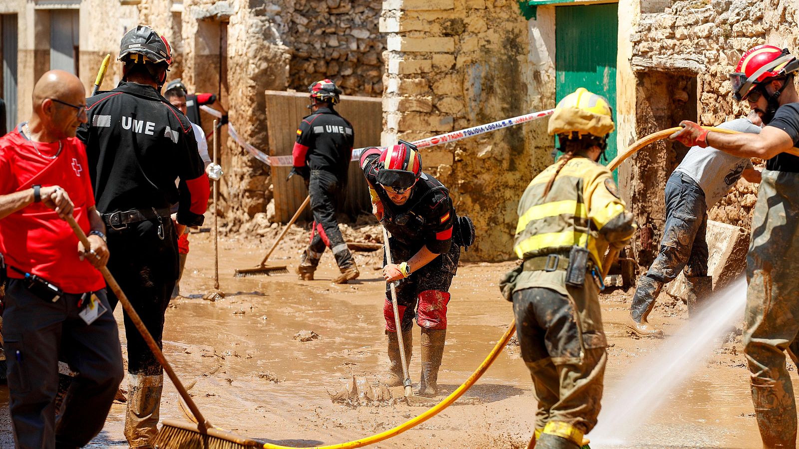 20 años de la Unidad Militar de Emergencias | Ver